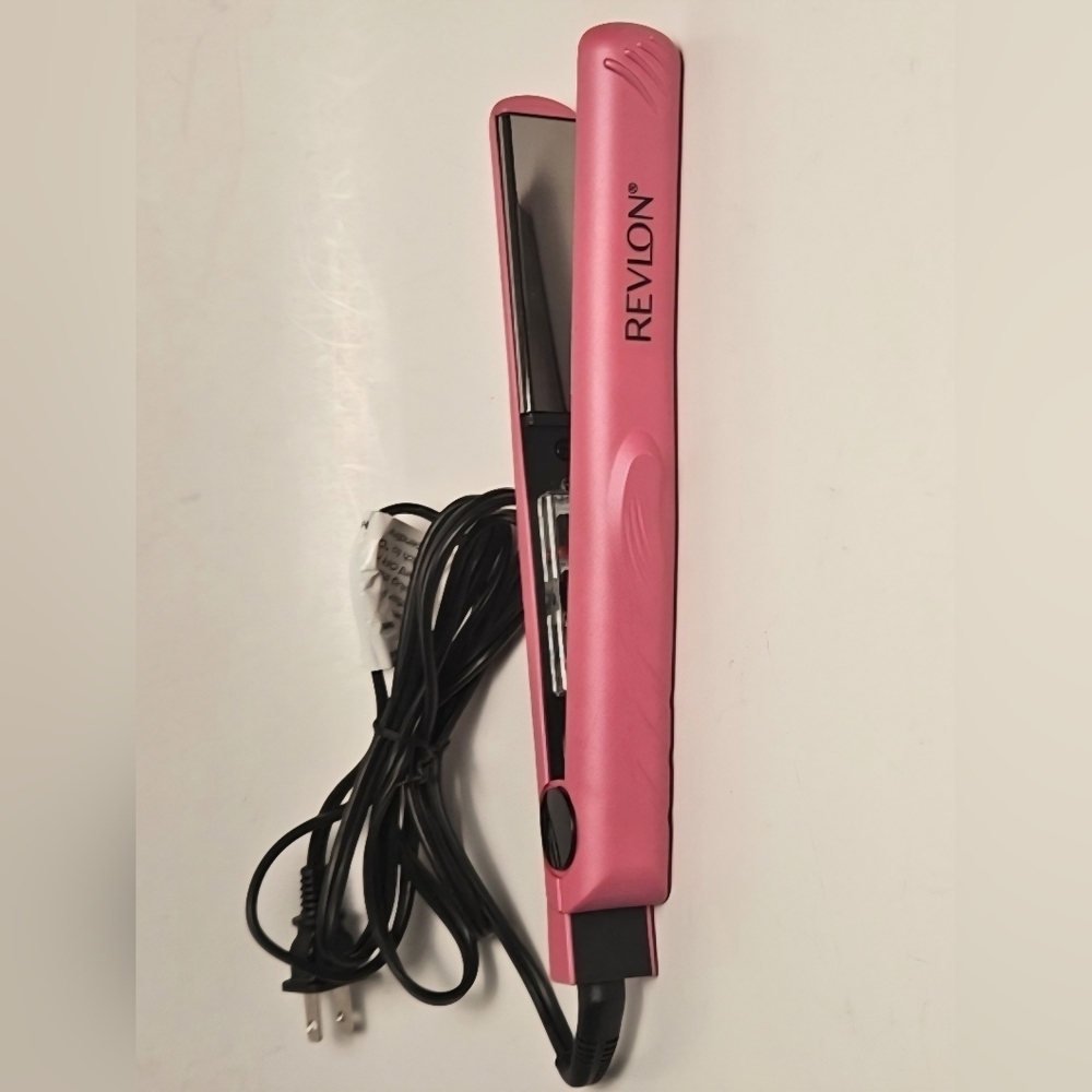 Revlon 1” Titanium Flat Iron Hair Straightener 30 Heat Settings Pink